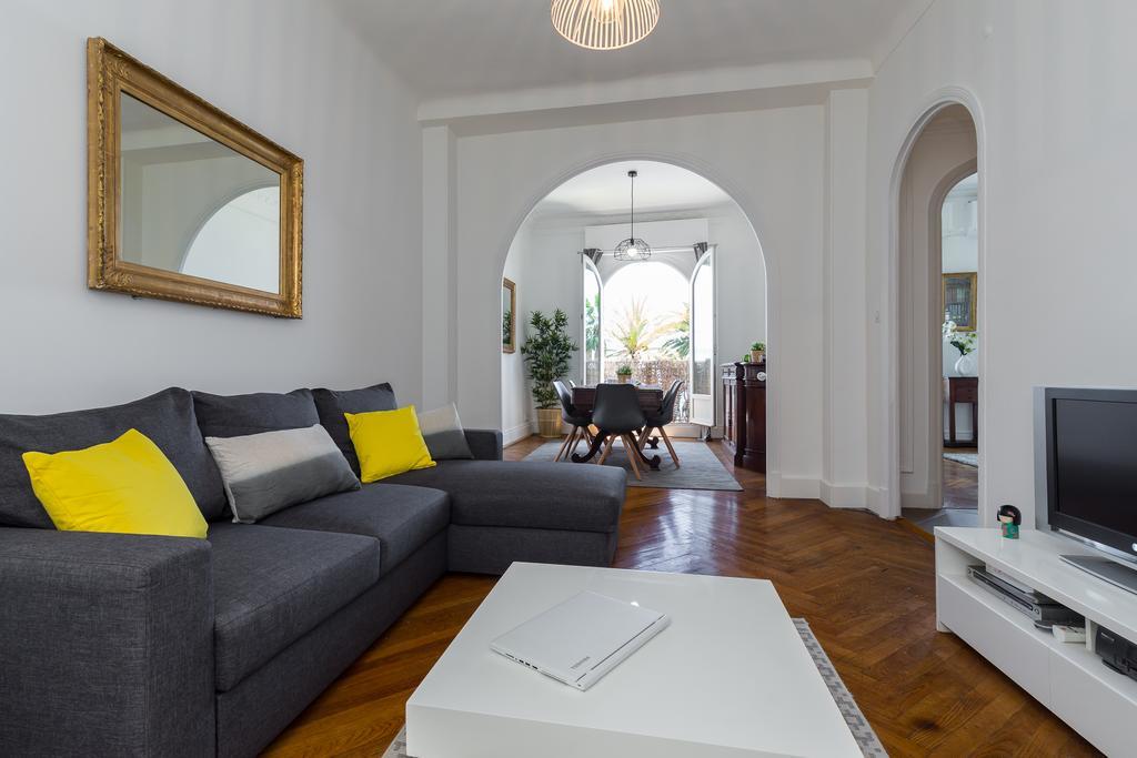 Beautiful Apartment By The Sea Front Nice Eksteriør billede